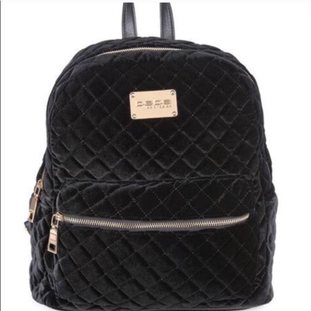NWT Bebe Maria Velvet Quilted Backpack MSRP $108 - Picture 2 of 3